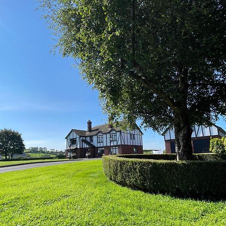 Greenfields Country House Latton エクステリア 写真