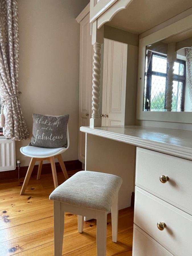 Greenfields Country House Latton エクステリア 写真